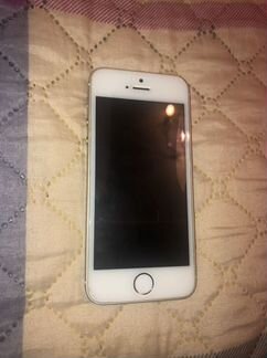 Телефон iPhone SE