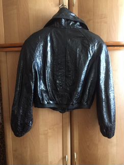 Куртка -натуральная лаковая кожа, новая