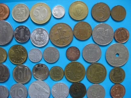 Подборка из 103 монет 61 страны мира