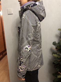 Сноубордическая куртка женская