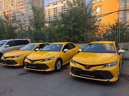 Аренда новой Тойота Камри для такси