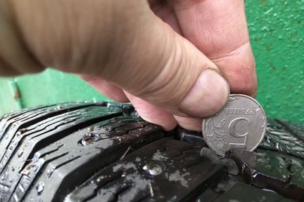 Continental 235/60/18 107T