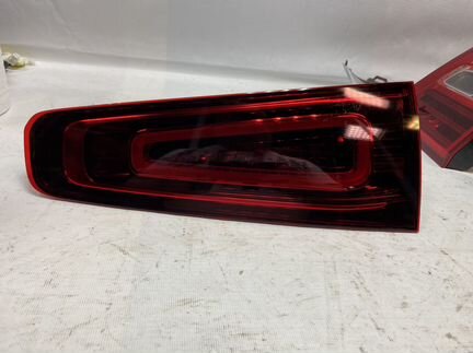 Фонарь правый в крышку багажника Mercedes X167 GLS