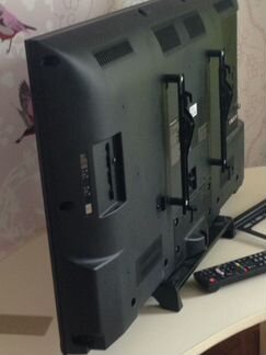 Телевизор ЖК panasonic TX-32CSR510 на запчасти нов