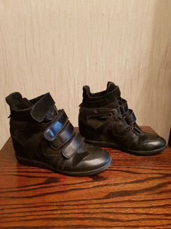 Кроссовки на танкетке NeroGiardini р. 37