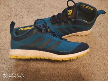 Кроссовки adidas