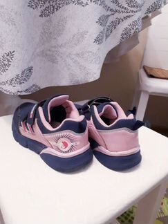 Кроссовки 18см