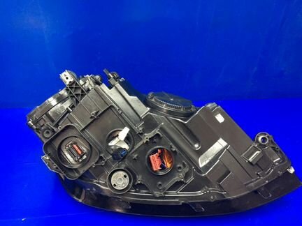 Фара левая Volkswagen Golf