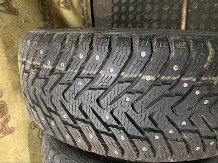 Шина бу 225-55-17 Nokian Hakkapeliitta 8 RunFlat