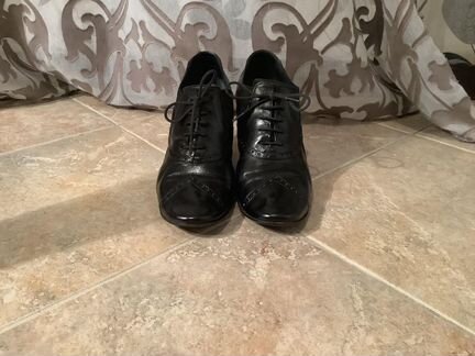 Женские туфли