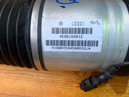 Пневмостойка Audi A8 D3/4E (рестайлинг) 2007г