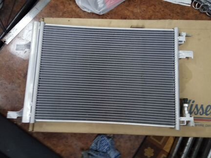 Радиатор кондиционера (конденсор ) Опель, Шевроле