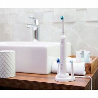 Зубная щетка Oral-B Sensi UltraThin 800/D16.524.3U