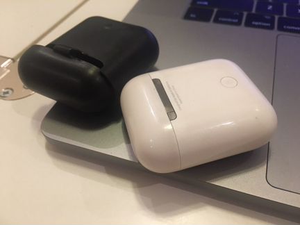 Продам оригинальные airpods 1