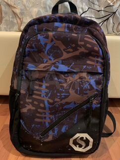 Рюкзак школьный