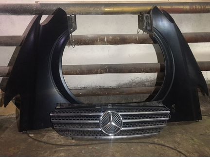 Решетка радиатора мерседес 639