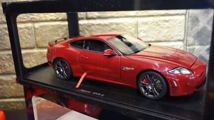 Jaguar xkr-s