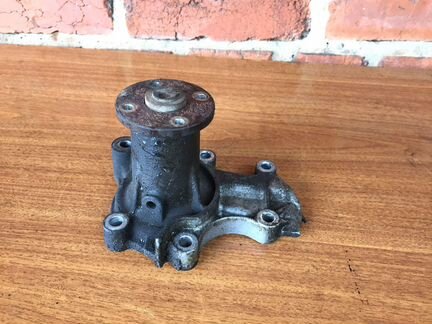 Помпа (водяной насос) Mitsubishi Lancer 9