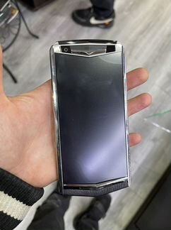 Телефон Vertu