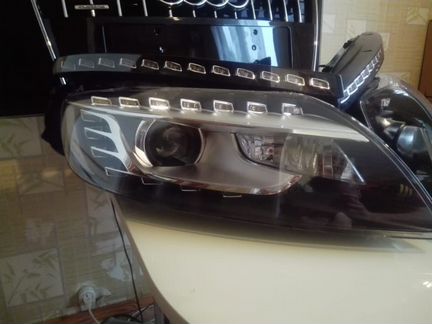 Audi Q7 4L фара правая левая комплект