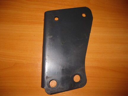 Кронштейн модулятора переднего моста Scania