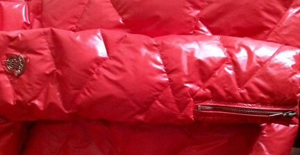 Пуховик Moncler