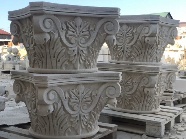 Дизайнер интерьера в махачкале. Красивый евроремонт в доме. Декор махачкала. Дом лепнины сабур в махачкале. Капитель из гипса.