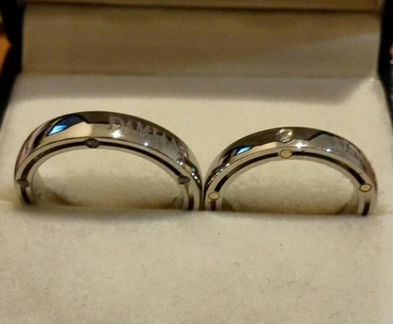 Золотые обручальные кольца