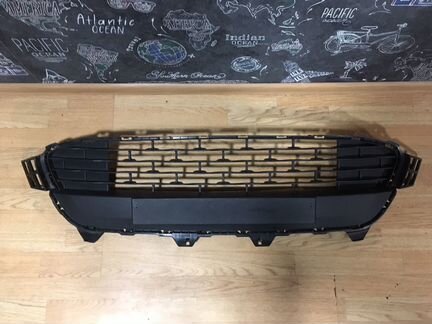 Решетка переднего бампера Kia Rio 4 Киа Рио 4