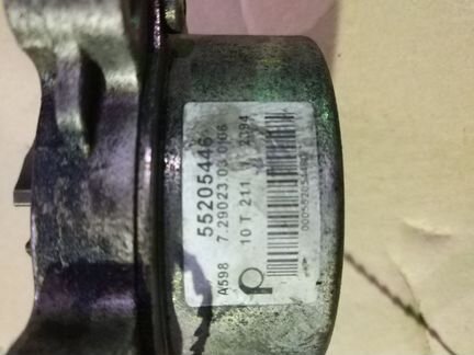 Насос вакуумный Opel Insignia A20DTH 2.0DTH 2010