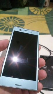 Телефон Sony Xperia xz1 compact