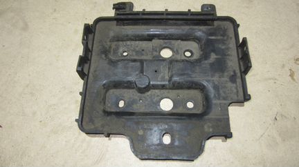 Площадка аккумулятора Hyundai Getz