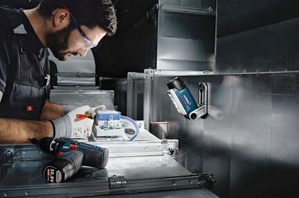 Аккумуляторный фонарь GLI 12V-330 (GLI Deciled)