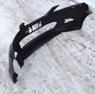 Бампер на Honda FR-V 1 поколения