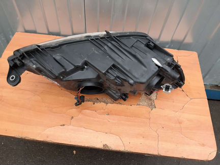 Фара левая Skoda Fabia