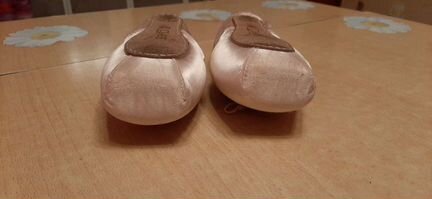 Первые пуанты R Class