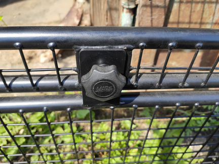 Перегородка для перевозки собаки (металл) LR002521