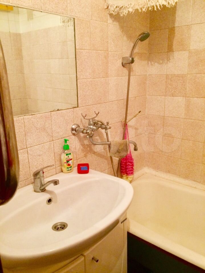 3-room apartment, 66 m2, 2/5 floor.
