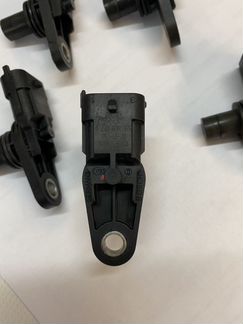 Датчик положения распредвала A 0061536128 Mercedes