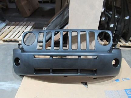 Бампер передний Jeep Liberty / Patriot