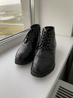 Зимние кожаные ботинки женские