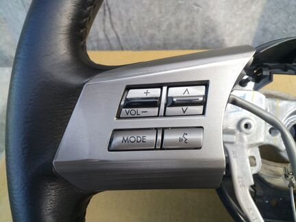 Руль Subaru Legacy Outback B14 износ 30
