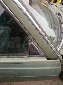 Хром накладка на правую дверь на Мерседес W123купе