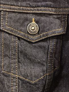 Куртка джинсовая koton с вышитым тигром на спине