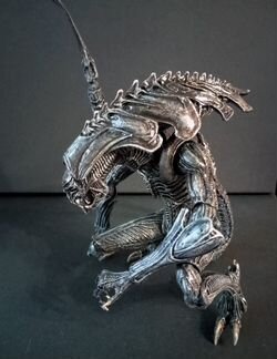 Фигурка neca Chrysalis Alien