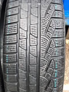 235 45 18 Pirelli(Winter Sottozero 2)