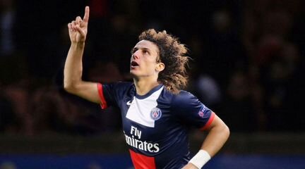 Футболка с автографом Давида Луиза