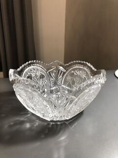 Хрустальная конфетница