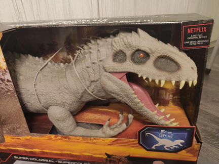 Jurassic world super colossal indominus rex