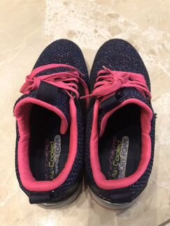 Skechers для девочки, размер 31EUR
